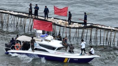 Fakta dibalik Misteri Pagar Laut 30 Kilometer di Tangerang: Nelayan Protes, Pemerintah Bingung